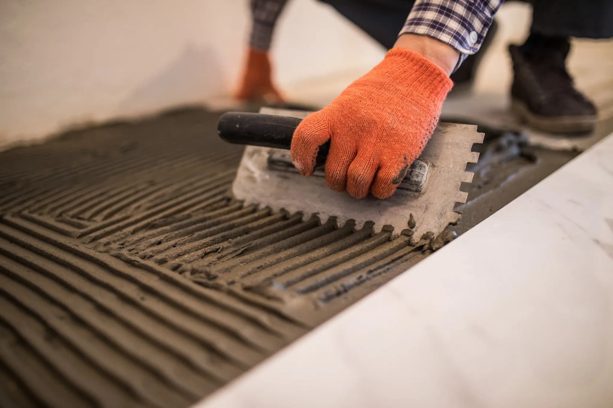 Pose de carrelage au sol - Travaux de carrelage professionnel